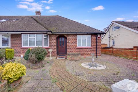 5 bedroom bungalow for sale, Pickwick Gardens, Northfleet, Gravesend, DA11