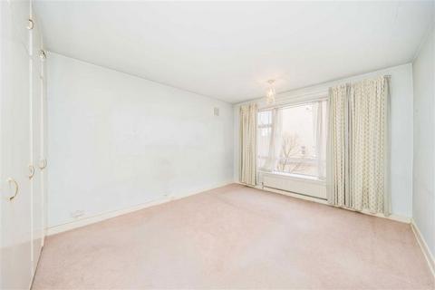 2 bedroom flat for sale, Lexham Gardens, London W8