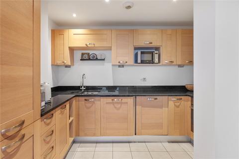 2 bedroom apartment for sale, Commercial Road, London, E1