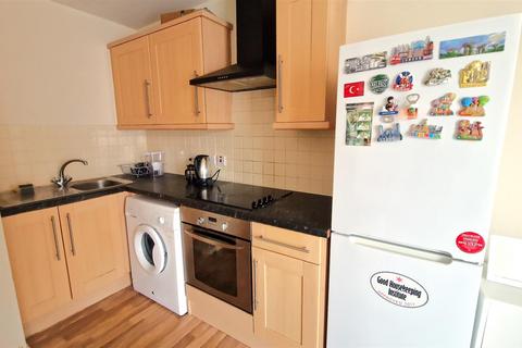 1 bedroom flat to rent, Ahlux Court, Millwright Street, Leeds