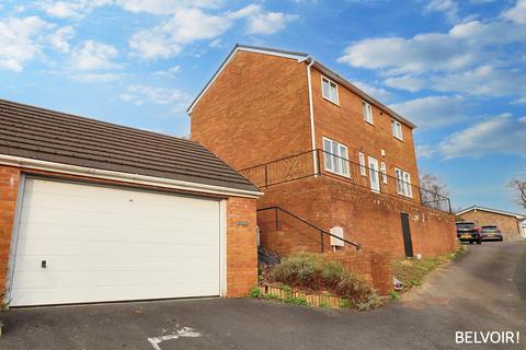 4 bedroom detached house for sale, Hillside View, Pontypridd CF37