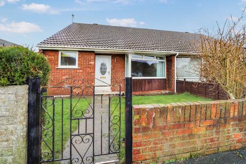 3 bedroom semi-detached bungalow to rent, Sandra Drive, Newton-Le-Willows, WA12 8QA