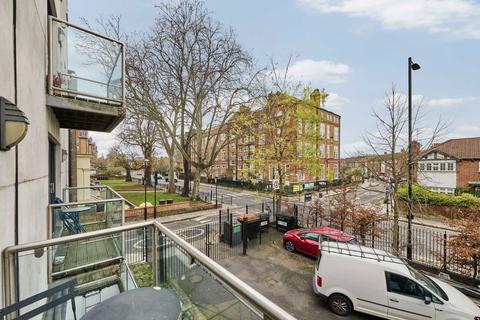 2 bedroom flat for sale, Spurstowe Terrace, London E8