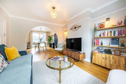 5 bedroom semi-detached house for sale, Upper Sunbury Road, Hampton TW12