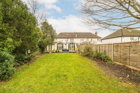 83 Berrylands, Surbiton, KT5 8JX