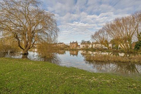 4 bedroom detached house for sale, Neville Close, Esher KT10