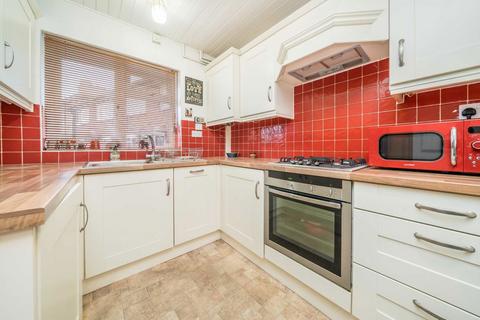 2 bedroom flat for sale, Maple Road, Surbiton KT6