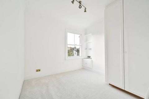 2 bedroom flat to rent, Top Floor, Tournay Road, Parsons Green, London, SW6