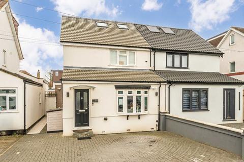 5 bedroom semi-detached house for sale, Hospital Bridge Road, Whitton TW2