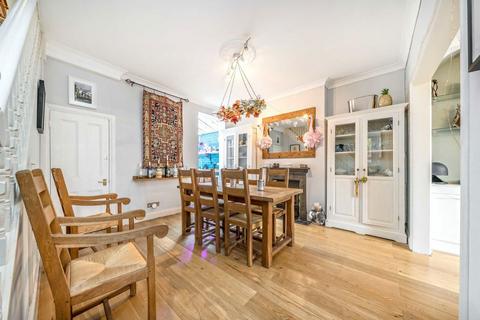 4 bedroom end of terrace house for sale, Whitton Road, Twickenham TW1