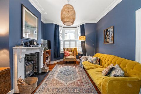 19 Ethnard Road, London, SE15 1RY