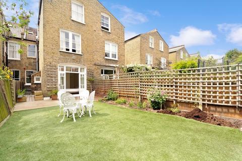 2 bedroom flat to rent, Lavender Gardens Battersea SW11