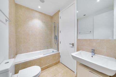 2 bedroom apartment to rent, Beauchamp Road Battersea SW11