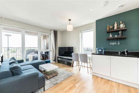 2 bedroom flat for sale, Greenwich High Road, London SE10