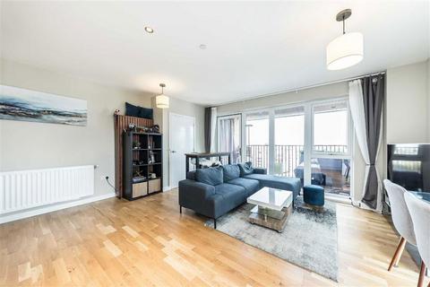 2 bedroom flat for sale, Greenwich High Road, London SE10