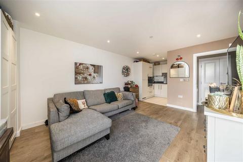 1 bedroom flat for sale, Bessemer Place, London SE10