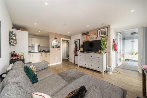 1 bedroom flat for sale, Bessemer Place, London SE10