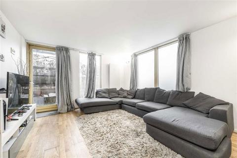 2 bedroom flat for sale, Osier Lane, London SE10