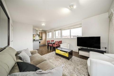 2 bedroom flat for sale, Tarves Way, London SE10