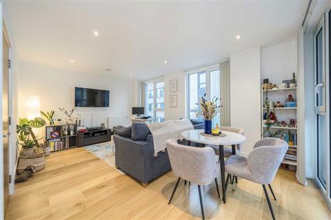 1 bedroom flat for sale, Winchester Square, London SE8