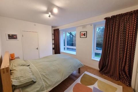 2 bedroom house to rent, Great Brownings, Dulwich, London, SE21