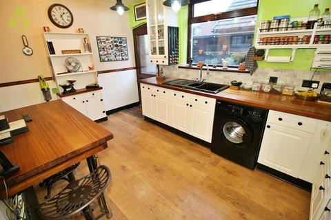 2 Common Street, Westhoughton, Bolton, BL5 2BZ