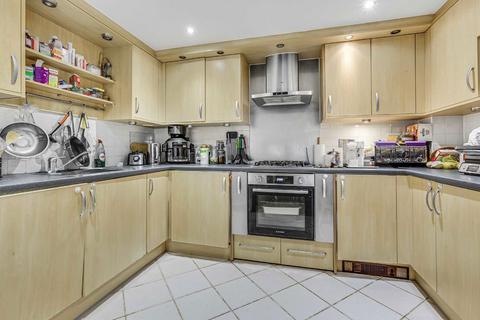 2 bedroom flat for sale, Jerome Place, Kingston Upon Thames KT1