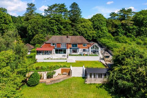 5 bedroom detached house for sale, Chestnut Avenue, Westerham, Surrey, TN16