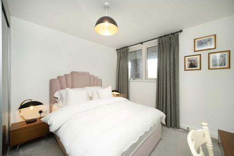 6, Wilde House Avenue Road, London, W3 8YR