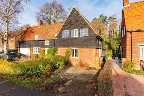 3 bedroom semi-detached house for sale, Bridge Road, Welwyn Garden City