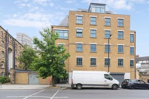 3 bedroom flat to rent, Webber Street, London SE1