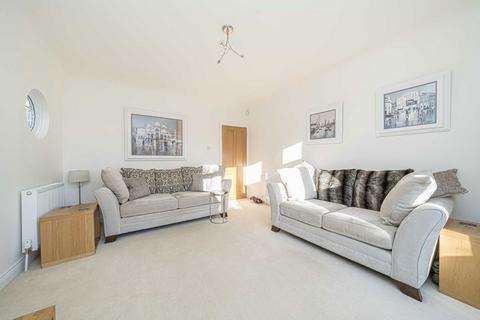 3 bedroom bungalow for sale, Walton Lane, Weybridge KT13