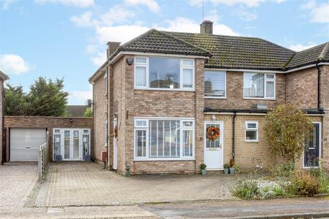 3 bedroom semi-detached house for sale, Grovelands Avenue, Hitchin SG4 0QU