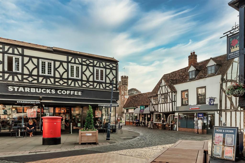 Hitchin Town Centre