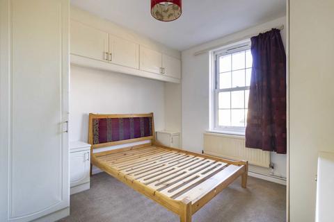 1 bedroom flat to rent, Laurie Road, London W7