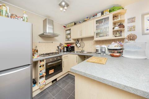 1 bedroom flat to rent, Inglis Road, London W5