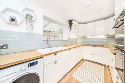 3 bedroom house for sale, Grove Crescent, Hanworth TW13