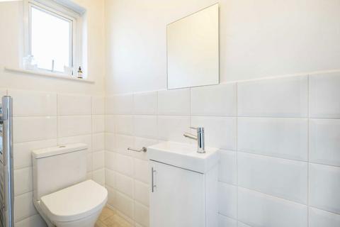 1 bedroom flat for sale, Garratt Lane, London SW17
