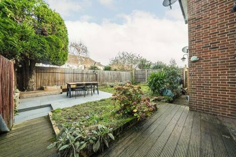 119 Godley Road, London, SW18 3HA