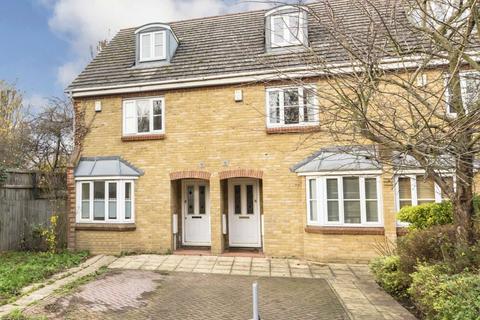 4 bedroom terraced house for sale, Weybourne Street, London SW18