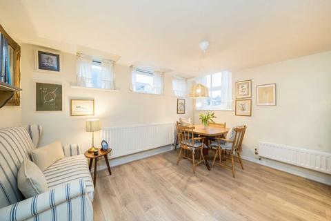 1 bedroom flat for sale, Garratt Lane, London SW18