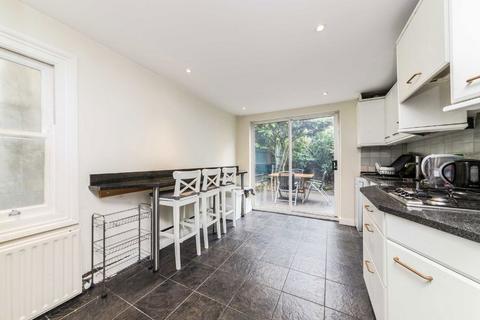 3 bedroom terraced house for sale, Tonsley Street, London SW18