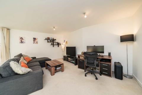 1 bedroom flat for sale, Osiers Road, London SW18