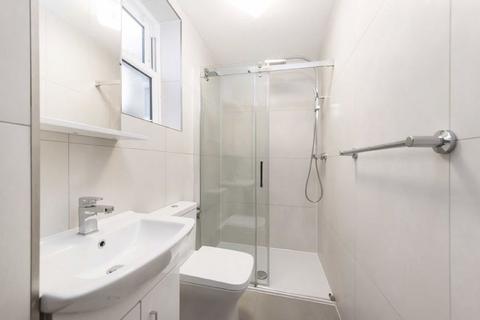 18 Manor Road, London, W13 0JA