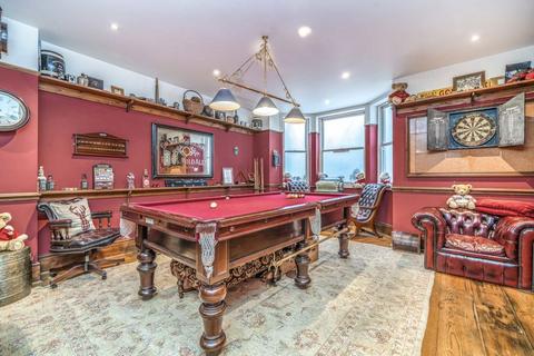 5 bedroom semi-detached house for sale, Queens Road, London SW19