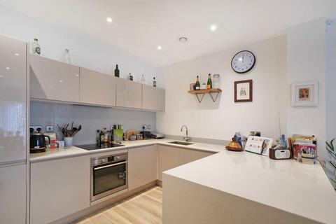 1 bedroom flat for sale, Hartfield Road, London SW19