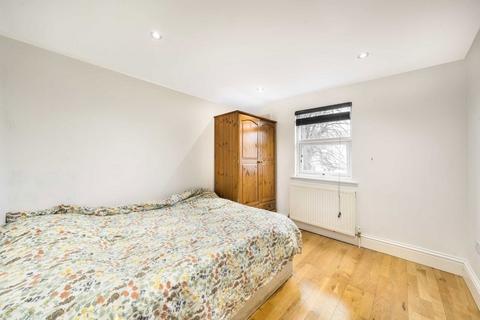 4 bedroom house for sale, Parkleigh Road, London SW19