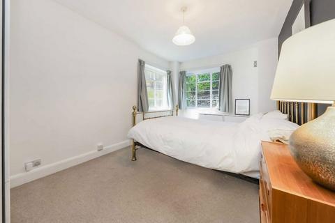 2 bedroom flat for sale, Hornsey Lane, London N6