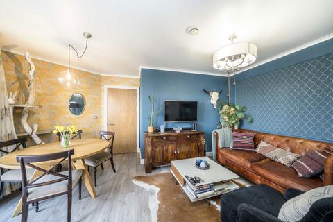 1 bedroom flat for sale, Reculver Road, London SE16