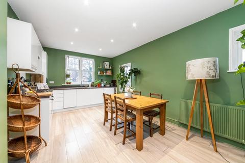 2 bedroom maisonette for sale, Edith Road, London, SE25